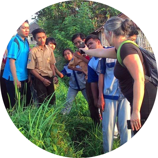 Photo walk with local students in Sudaji, Bali
