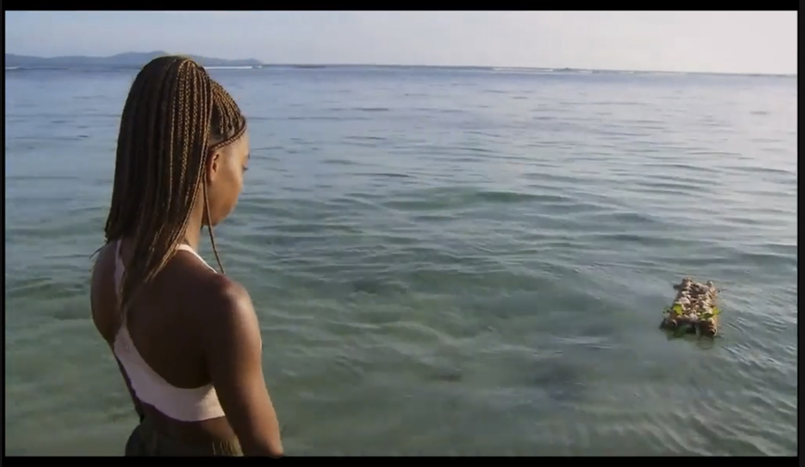 Million Dollar Island - Surisa herdenkt haar moeder op het eiland